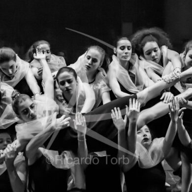 O ESPÍRITO DA DANÇA - 0198