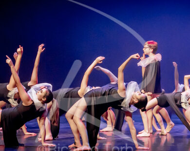 O ESPÍRITO DA DANÇA - 0440