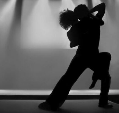 EXPERIÊNCIA DE DANÇA | KIZOMBA PARA DOIS OU MAIS